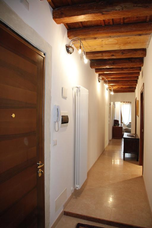 Centre 2 Bedroom Flat Verona Eksteriør billede